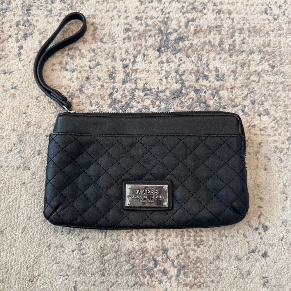 GUESS Black Quilted Wristlet Wallet Clutch Bag Silver Logo Plaque